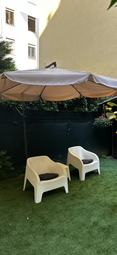 Slider - Giardino - Il giardino delle camelie - Affitti brevi - Biella